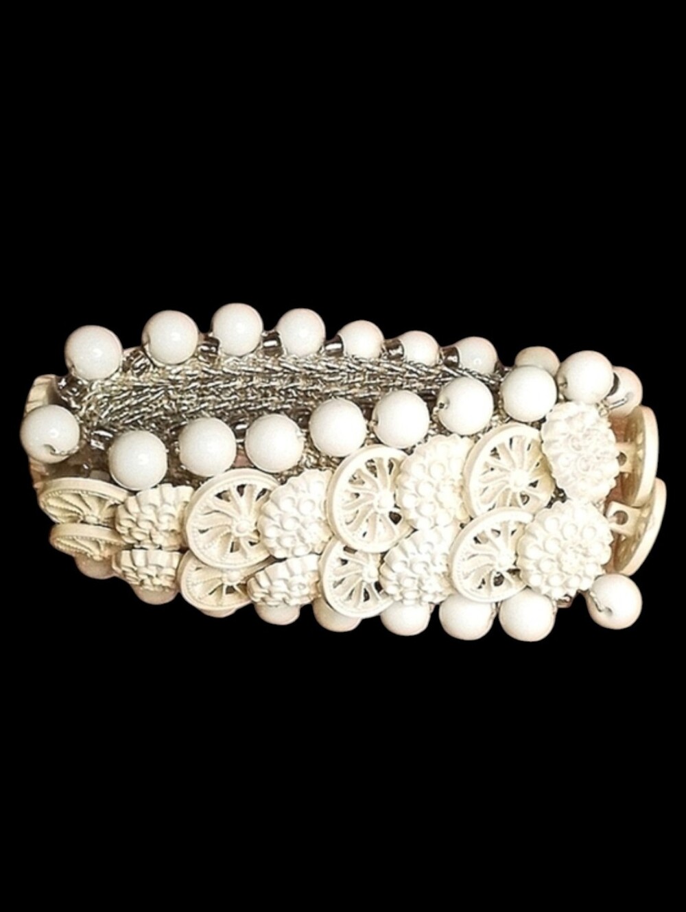 Vintage White Milk Glass "Cha-Cha" Expansion Bracelet